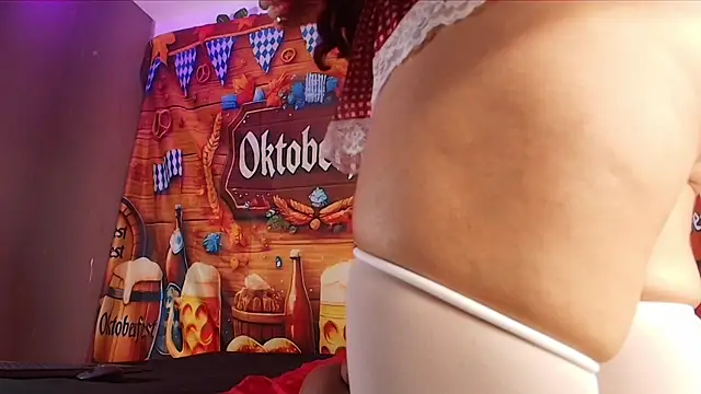 zzoe  online show from 23, 9, 2025