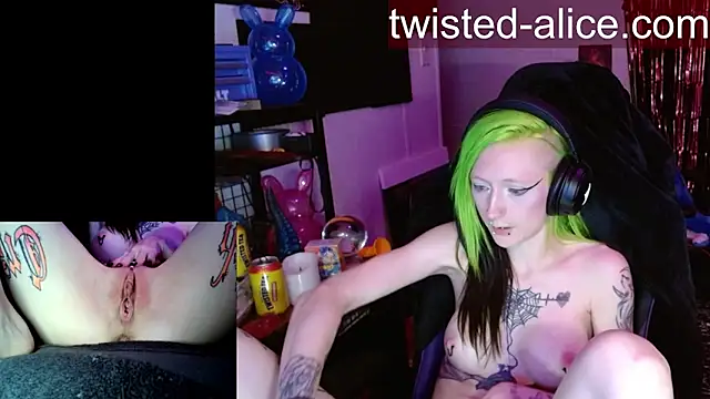 alicewonder09 online show from 17, 4, 2026