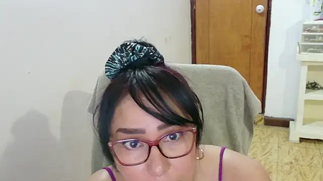 hottplay online show from 26, 10, 2025