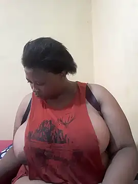 Snapshot of Sexy-queen99xx chatting on 1, 2, 2025 Sexy-queen99xx online show from 1, 2, 2025