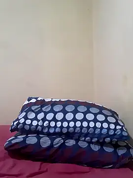 Snapshot of Sexy-queen99xx chatting on 17, 2, 2025 Sexy-queen99xx online show from 17, 2, 2025