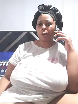Snapshot of Sexy-queen99xx chatting on 17, 9, 2025 Sexy-queen99xx online show from 17, 9, 2025