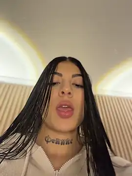 Sarasanders 4 online show from 17, 4, 2026