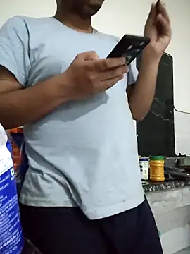 thebrownboi01 online show from 6, 4, 2026
