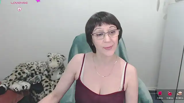 Ammillia online show from 16, 2, 2025