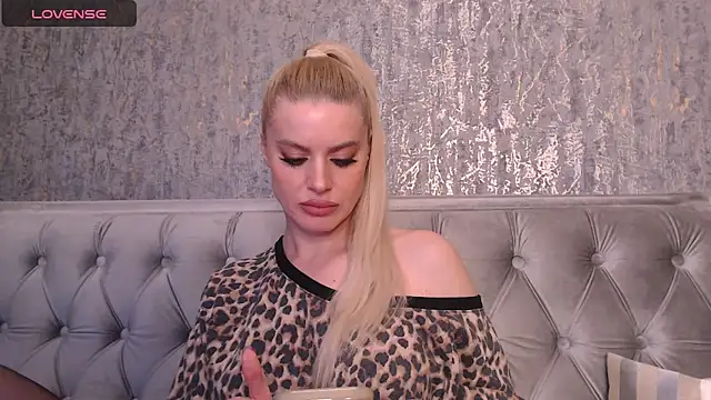 BlondieStar online show from 19, 1, 2025