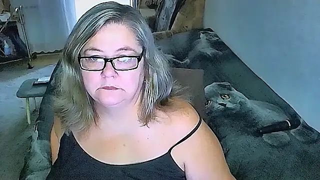 Snapshot of sex2 chatting on 11, 9, 2025 sex2 online show from 11, 9, 2025