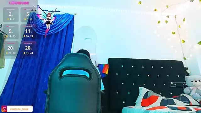 cute charlotte  online show from 19, 10, 2025
