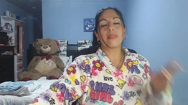 Snapshot of sahtlove1 chatting on 6, 7, 2026 sahtlove1 online show from 6, 7, 2026