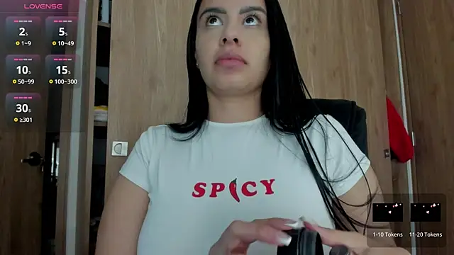 Snapshot of keyn_laurent_1 chatting on 6, 11, 2025 keyn laurent 1 online show from 6, 11, 2025