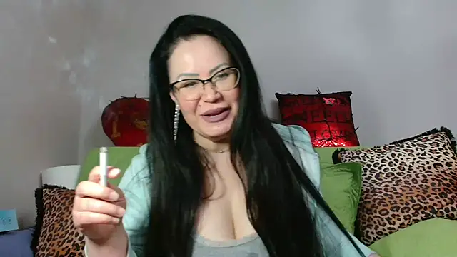 x  KHALEESI  x online show from 23, 2, 2025