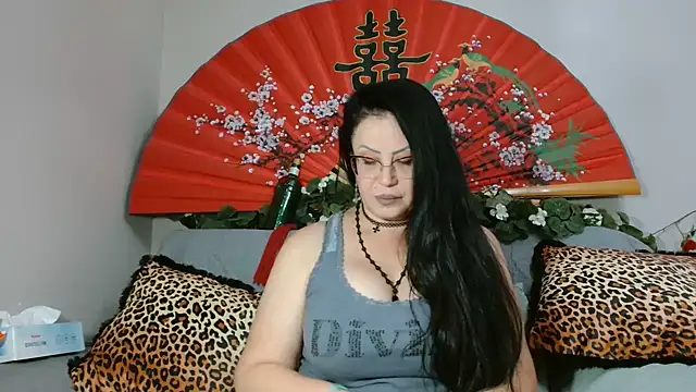 Snapshot of x__KHALEESI__x chatting on 25, 7, 2026 x KHALEESI x online show from 25, 7, 2026