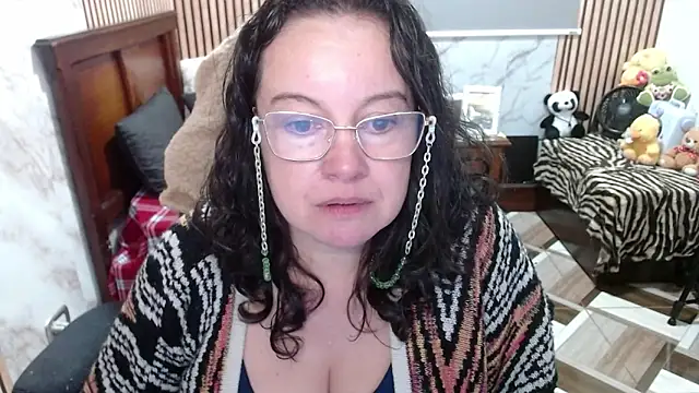 Snapshot of Sonialorens_ chatting on 21, 4, 2026 Sonialorens online show from 21, 4, 2026