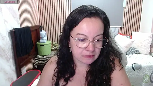 Snapshot of Sonialorens_ chatting on 19, 5, 2026 Sonialorens online show from 19, 5, 2026