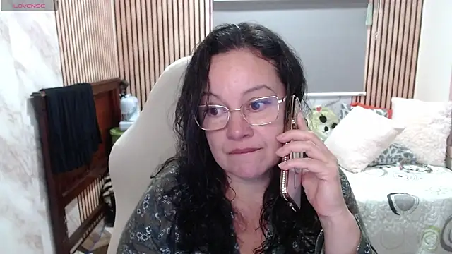 Snapshot of Sonialorens_ chatting on 21, 5, 2026 Sonialorens online show from 21, 5, 2026