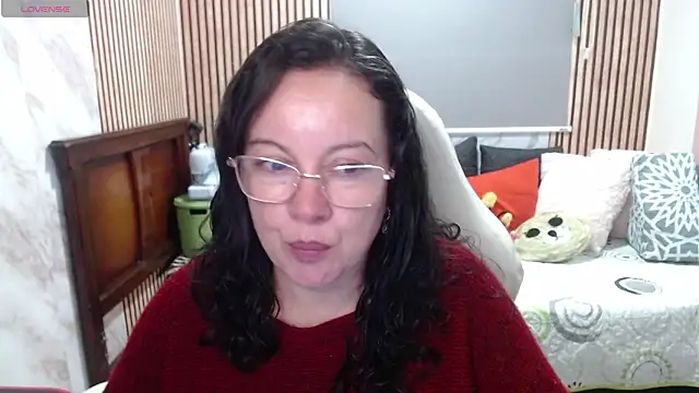 Snapshot of Sonialorens_ chatting on 27, 5, 2026 Sonialorens online show from 27, 5, 2026