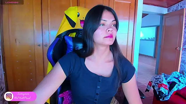 Meli Pixel online show from 6, 2, 2025