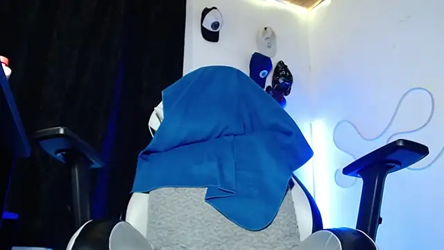 sebastian horny online show from 10, 2, 2026