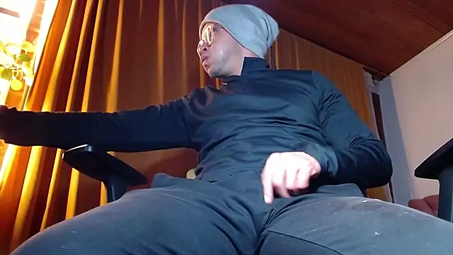 sebastian horny online show from 1, 7, 2026