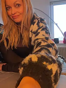 Snapshot of Lisavontease chatting on 22, 2, 2026 Lisavontease online show from 22, 2, 2026