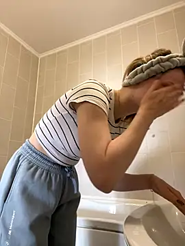 MaryHiggins online show from 23, 9, 2025