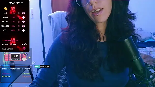 Snapshot of thecherry_Paulette chatting on 10, 11, 2025 thecherry Paulette online show from 10, 11, 2025