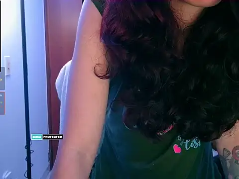 Snapshot of thecherry_Paulette chatting on 22, 11, 2025 thecherry Paulette online show from 22, 11, 2025