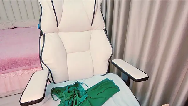 Snapshot of Girl__Funny chatting on 29, 12, 2024 Girl Funny online show from 29, 12, 2024