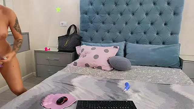 Theowonder online show from 12, 9, 2025