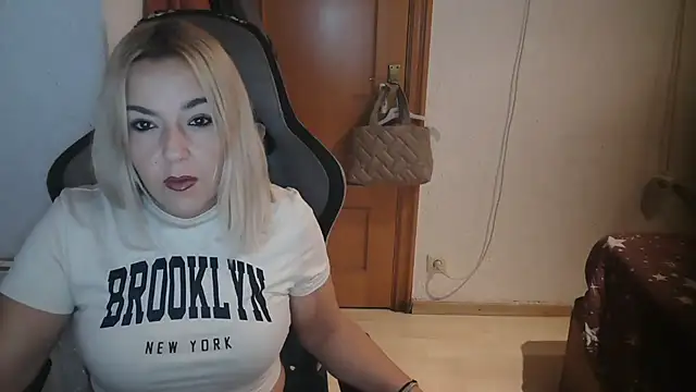 bekka   online show from 31, 10, 2025