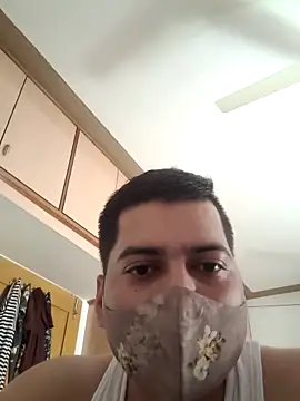 Snapshot of vansh1802 chatting on 9, 3, 2025 vansh1802 online show from 9, 3, 2025