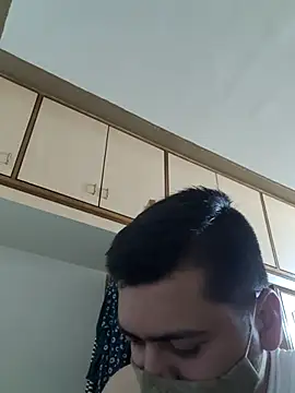 Snapshot of vansh1802 chatting on 9, 3, 2025 vansh1802 online show from 9, 3, 2025