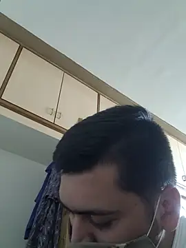 Snapshot of vansh1802 chatting on 16, 3, 2025 vansh1802 online show from 16, 3, 2025