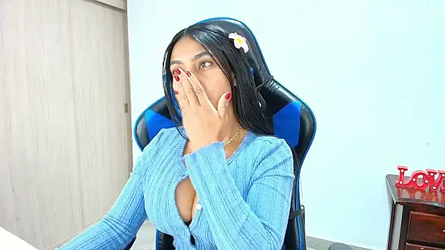 sophiax-x online show from 10, 10, 2025