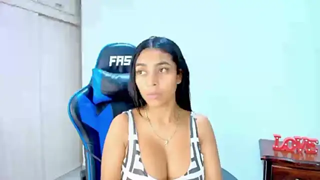 sophiax-x online show from 6, 1, 2026