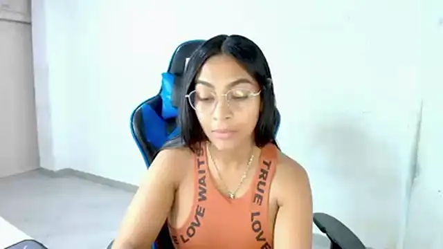 sophiax-x online show from 17, 2, 2026