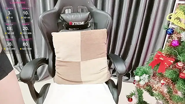 Yuki-yio online show from 15, 12, 2025