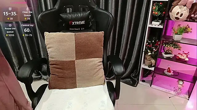 Yuki-yio online show from 22, 12, 2025