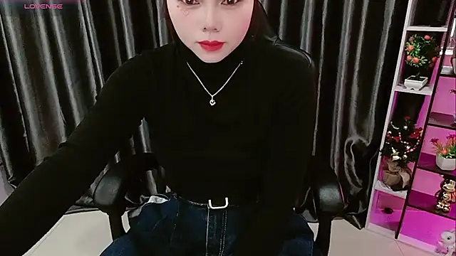 Snapshot of Yuki-yio chatting on 12, 2, 2026 Yuki-yio online show from 12, 2, 2026