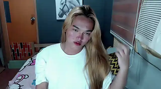 MoaningKylie online show from 22, 3, 2025