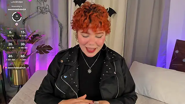 Amy art online show from 28, 10, 2025