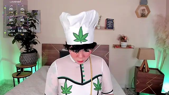 Snapshot of Amy_art chatting on 13, 6, 2026 Amy art online show from 13, 6, 2026
