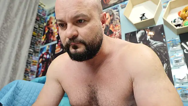 Snapshot of Muscle_Bear chatting on 4, 11, 2025 Muscle Bear online show from 4, 11, 2025