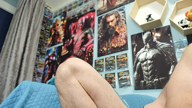 Snapshot of Muscle_Bear chatting on 15, 11, 2025 Muscle Bear online show from 15, 11, 2025