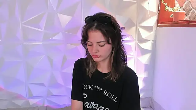 Abby Saenz01 online show from 20, 4, 2026