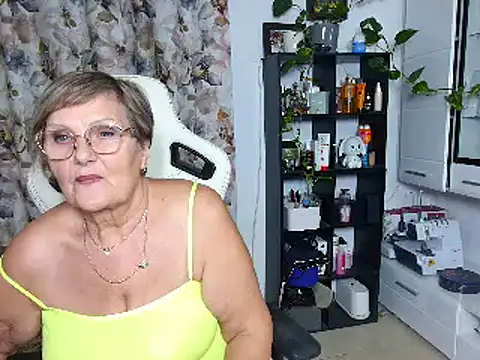 Selenna57 online show from 8, 12, 2024