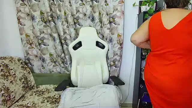 Selenna57 online show from 8, 1, 2025