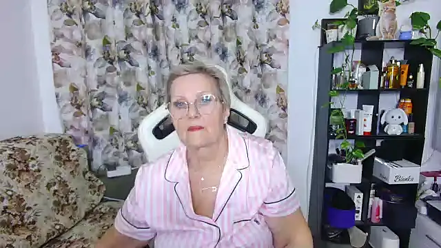 Selenna57 online show from 14, 2, 2025