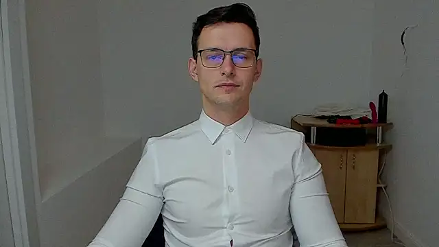 sexxymuscles4u online show from 20, 1, 2025