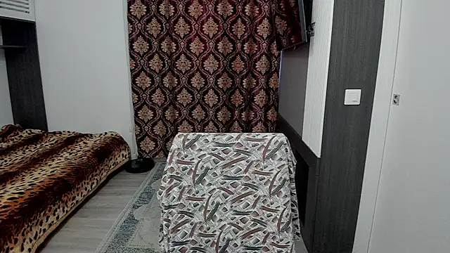 sexxymuscles4u online show from 13, 3, 2025